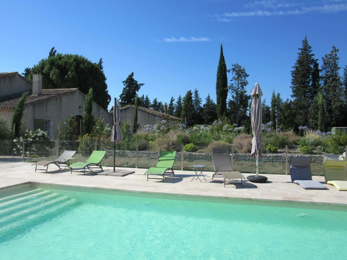 Gite Les Courlis Saint-Étienne-du-Grès Extérieur photo